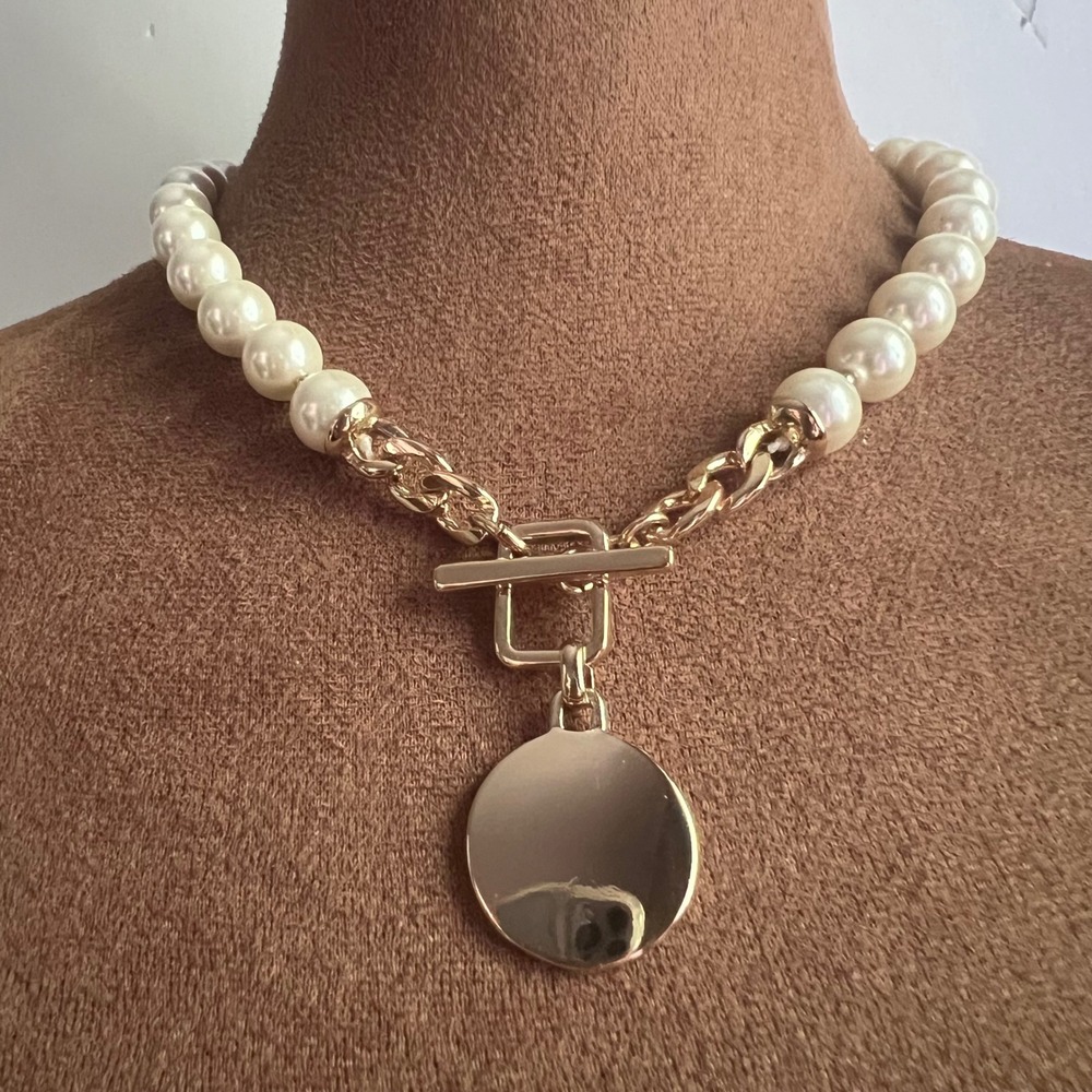 Anne Klein Faux Pearl Gold Tone Toggle Pendant Necklace 22-25 In Quiet Luxury